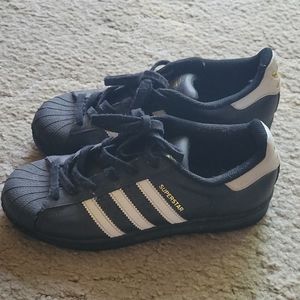 Adidas superstar shoes